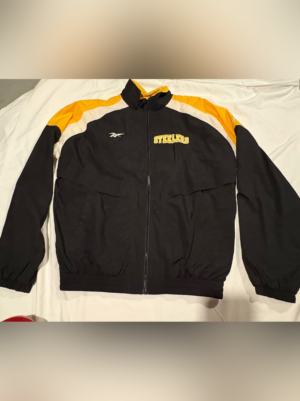 Vtg Reebok Pro-Line Label PITTSBURGH STEELERS Zippered Medium Windbreaker Jacket